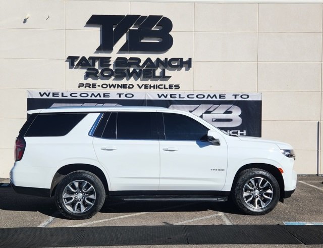 2023 Chevrolet Tahoe LT photo 3