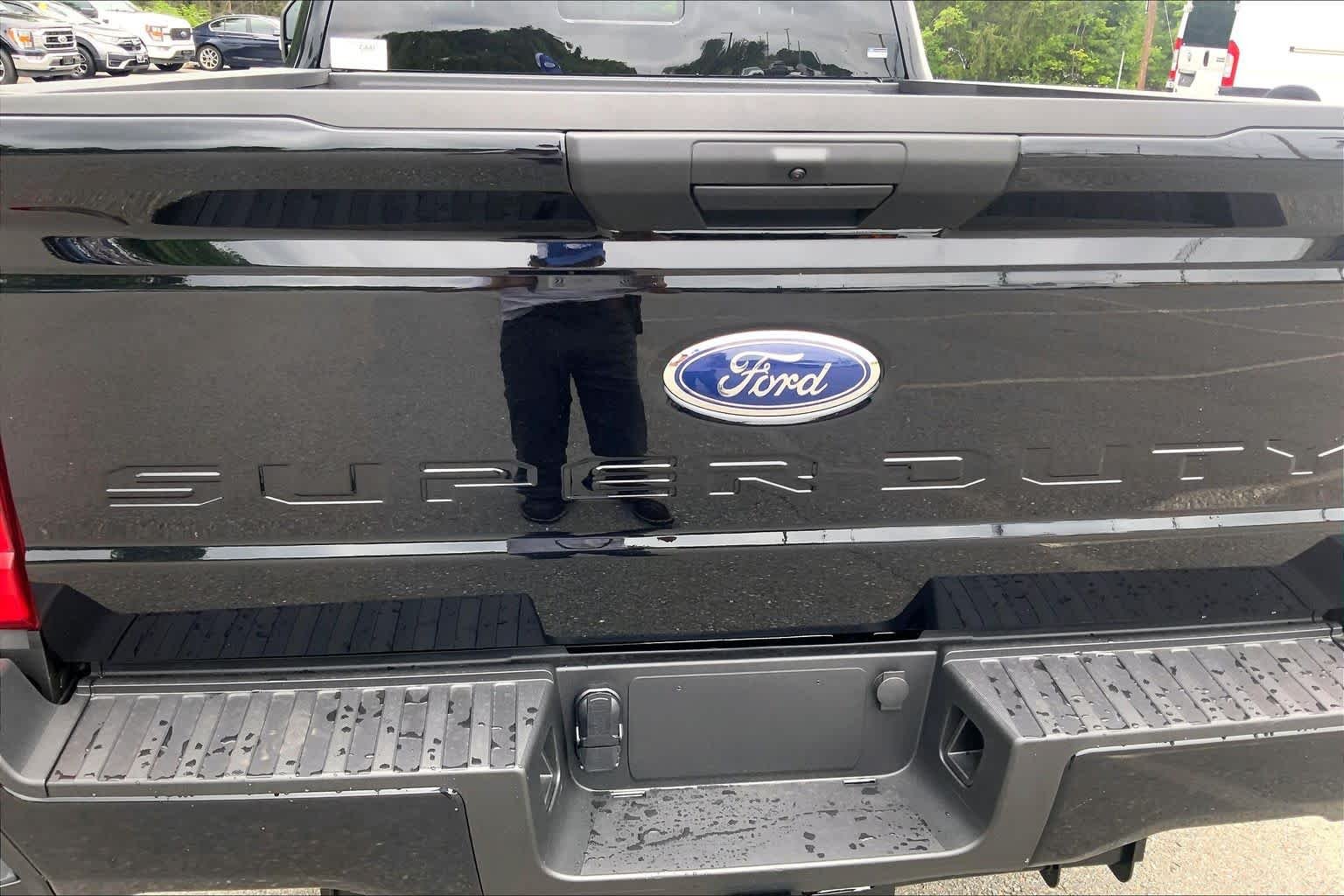 New 2026 Agate Black Metallic Ford F-250® XL image 6