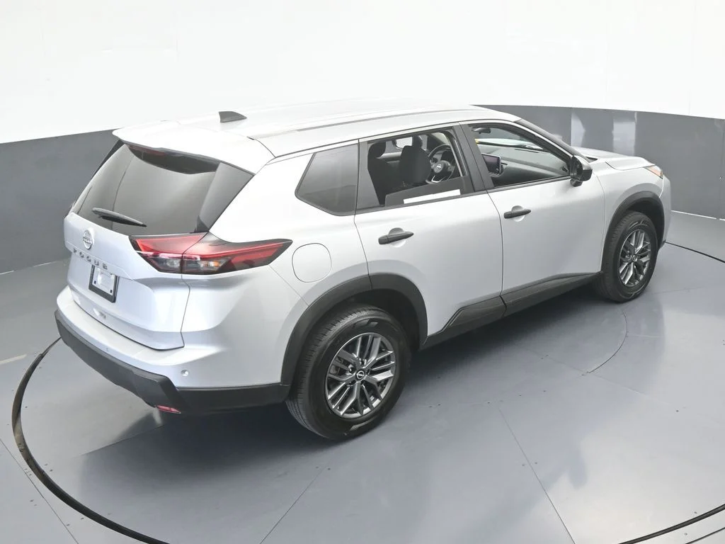 Used 2024 Brilliant Silver Metallic Nissan S image 44