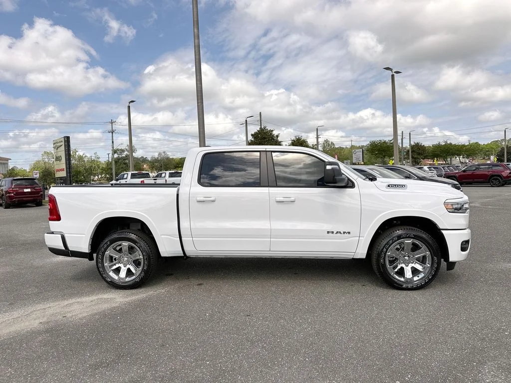 New 2026 Bright White Clear-Coat Exterior Paint RAM Big Horn/Lone Star image 2