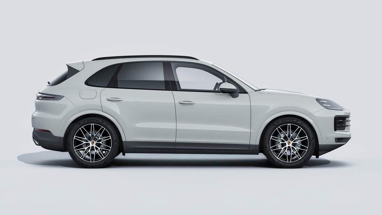 New 2026 Chalk Porsche  image 6