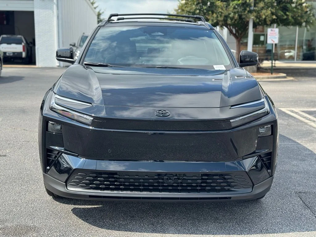 New 2026 Midnight Black Metallic Toyota SE image 4