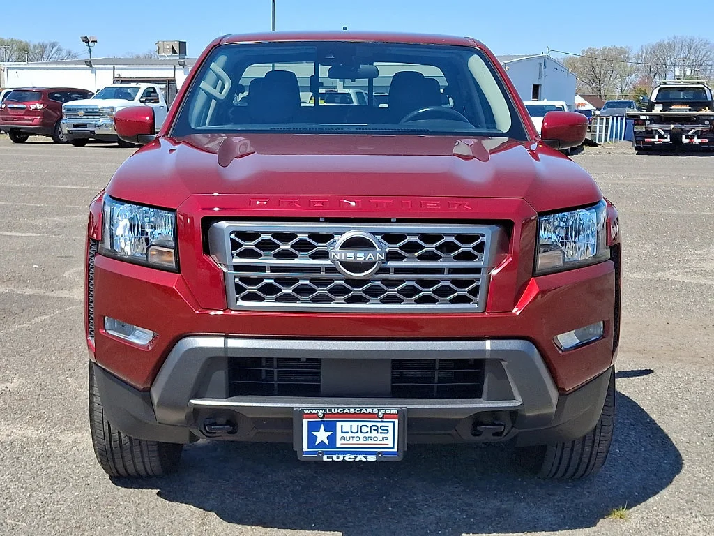 Used 2023 Red Nissan Crew Cab Long Bed SV 4x4 image 4