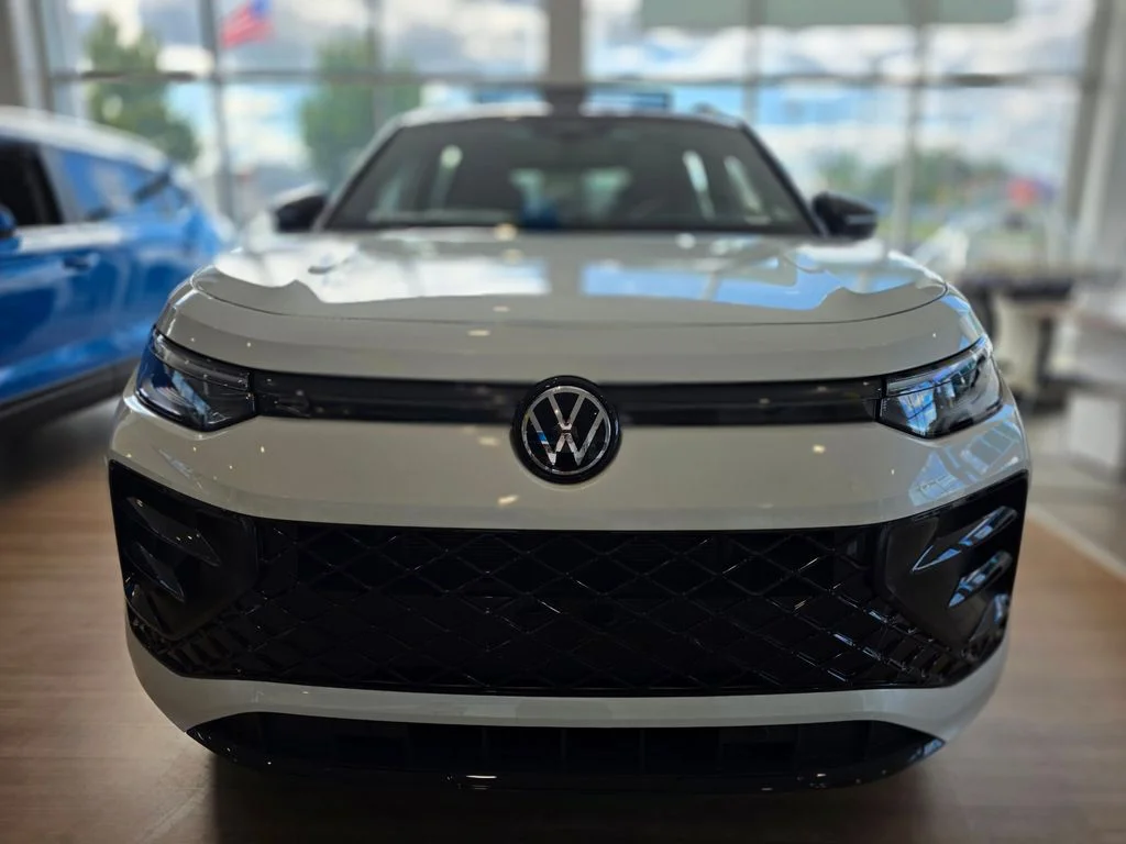 2026 Volkswagen Tiguan SE R-LINE BLACK - Photo 16