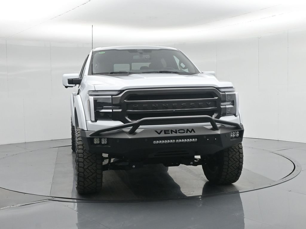 New 2025 Space White Metallic Ford Lariat image 57
