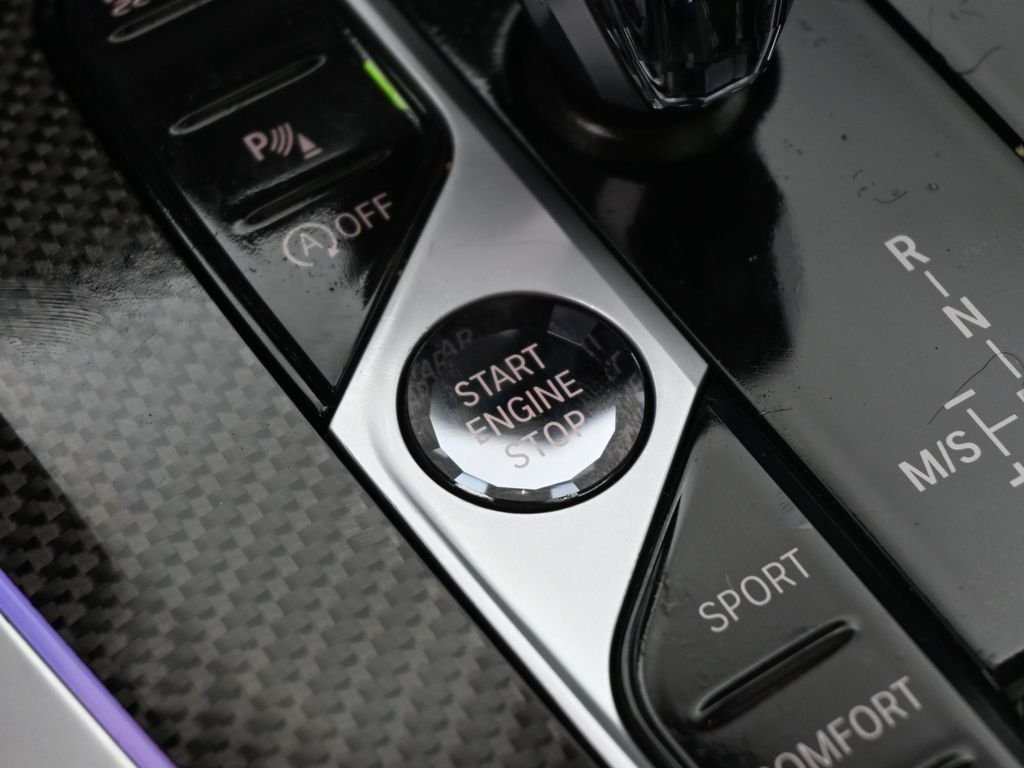 Used 2022 Black BMW M50i image 22