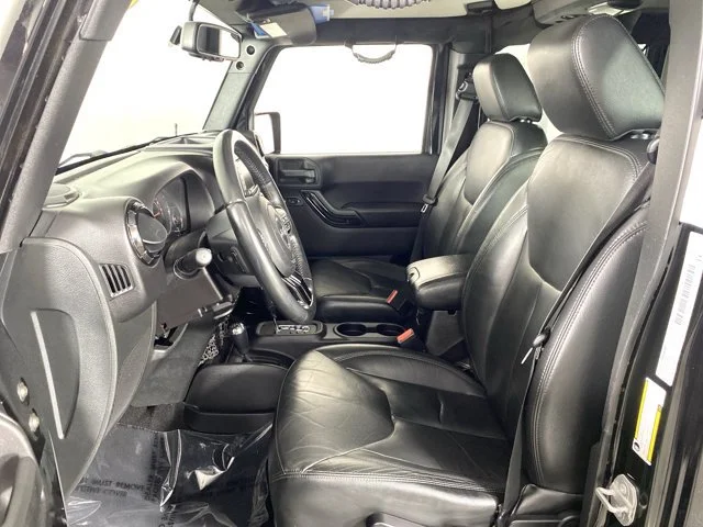 Used 2015 Black Jeep Unlimited Sahara image 14