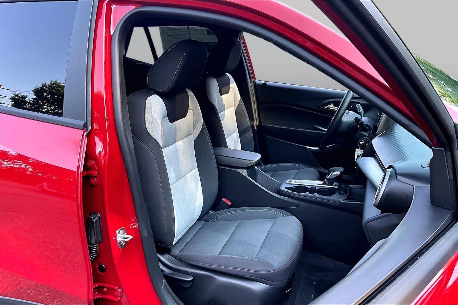 Used 2026 Apex Red Chevrolet 1RS image 8