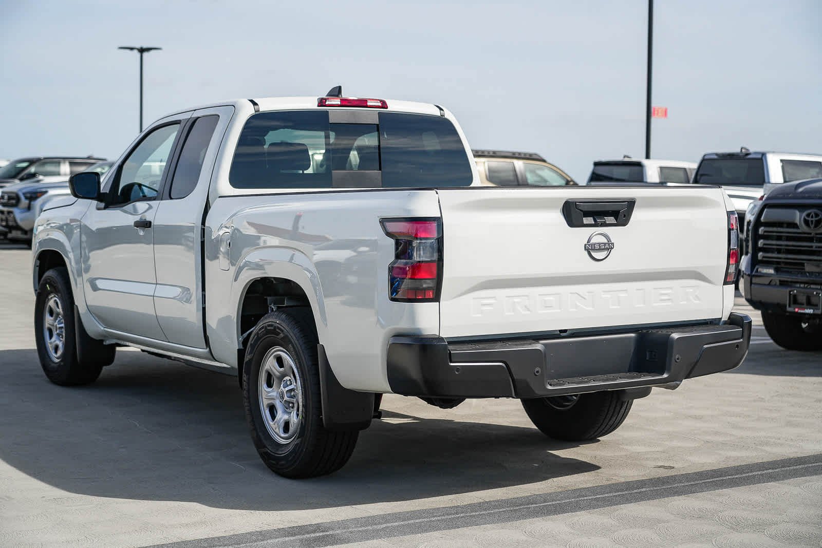 New 2026 Glacier White Nissan S image 8