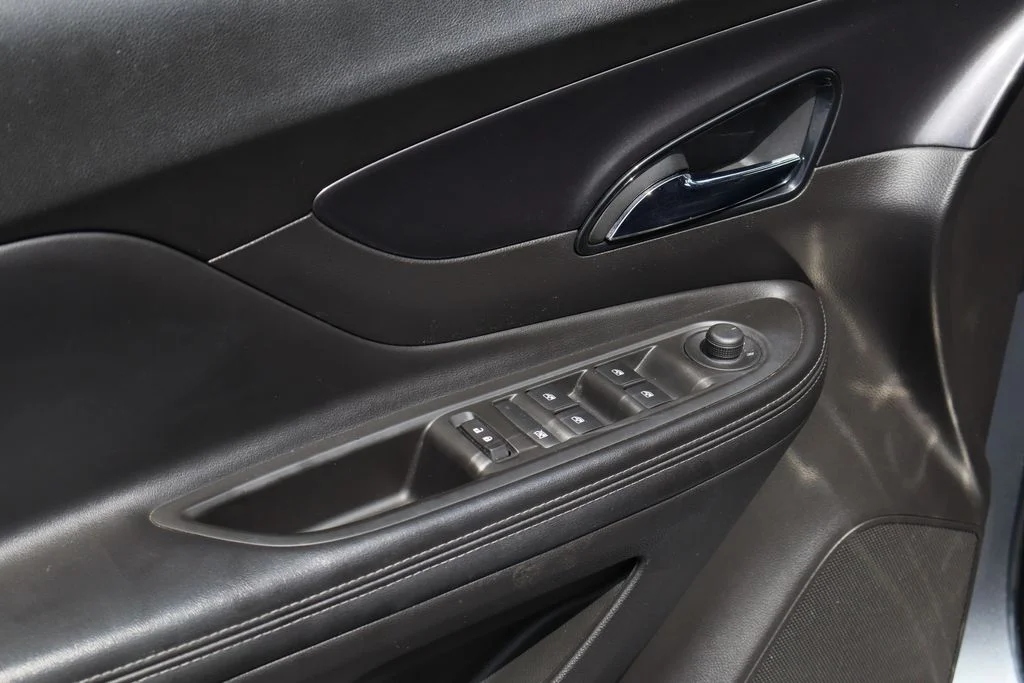 Used 2019 Gray Buick Preferred image 19