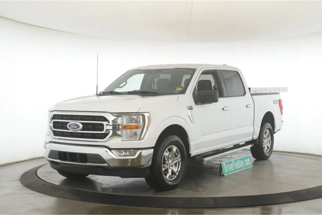 Used 2023  Ford XLT image 10