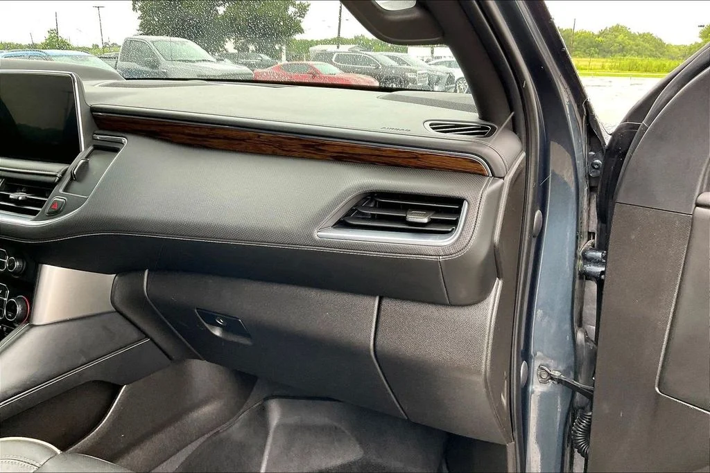Used 2021 Gray Chevrolet Premier image 22