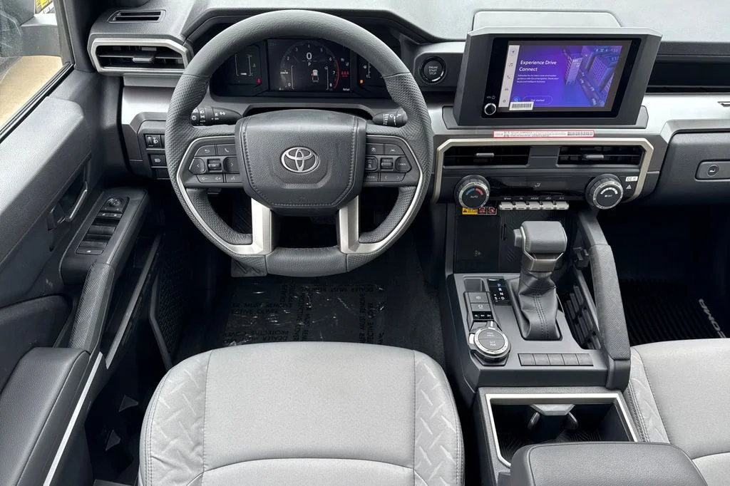 2025 Toyota Tacoma SR5 - Photo 14
