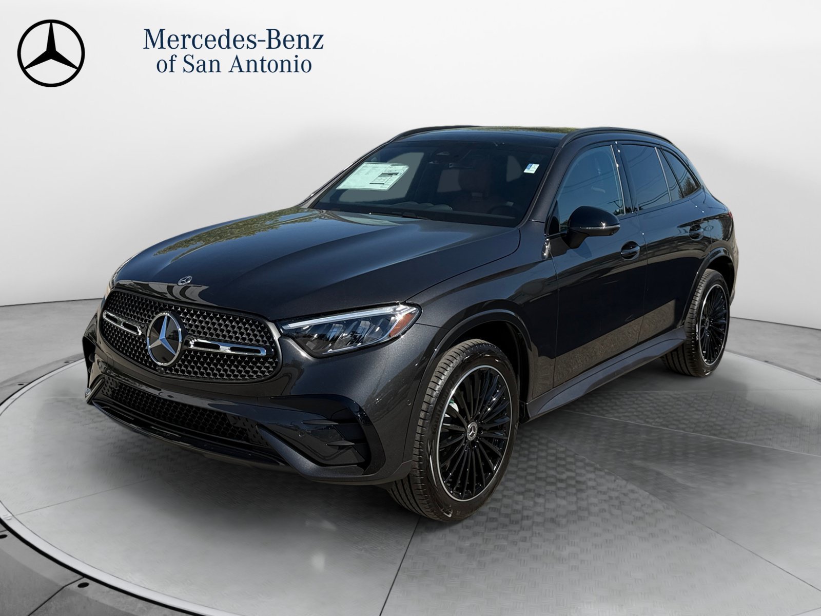 New 2027 Graphite Grey Metallic Mercedes-Benz GLC 300 image 3