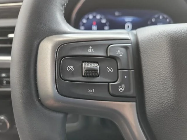 Used 2024 Iridescent Pearl Tricoat Chevrolet LT image 15