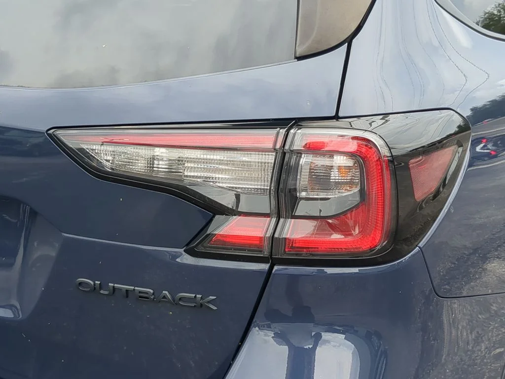Used 2023 Blue Subaru Onyx Edition image 8