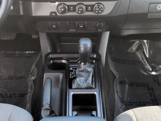 Certified Used 2020 Silver Toyota SR image 19
