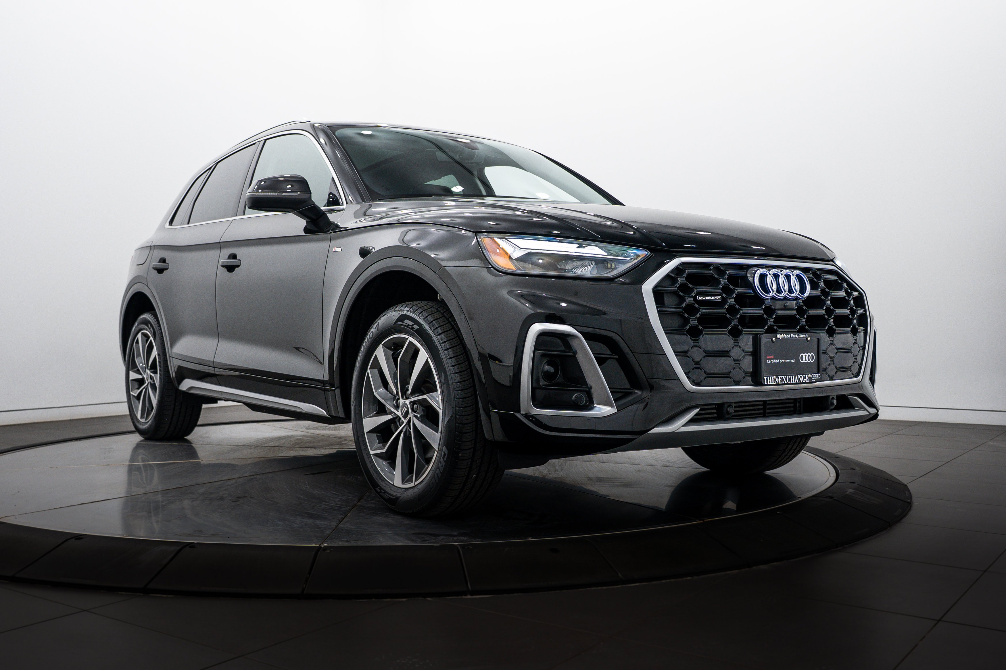 2023 Audi Q5 45 Premium Plus's photo