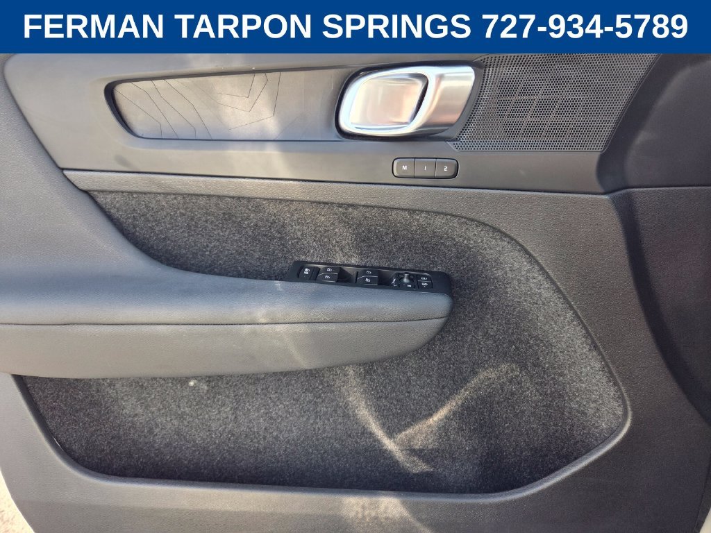 Certified Used 2023 Crystal White Volvo Plus image 23