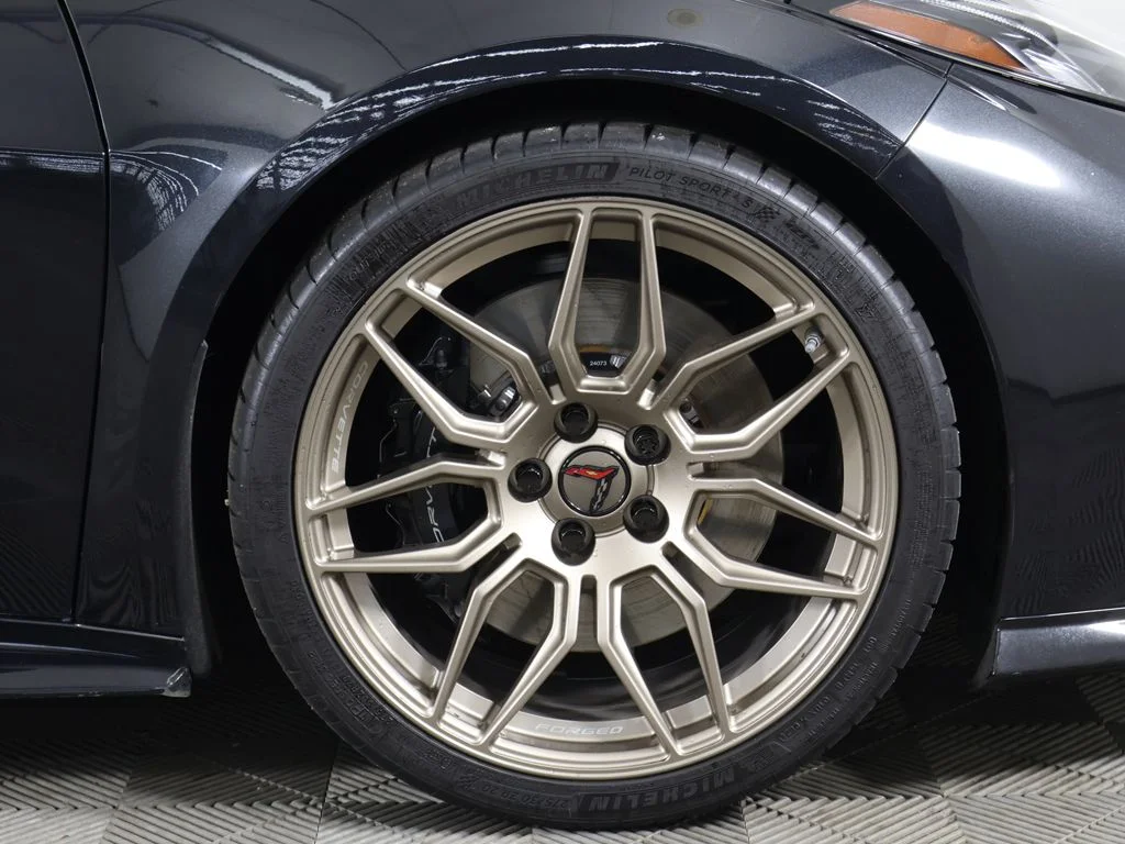 Used 2024 Carbon Flash Metallic Chevrolet Z06 image 24