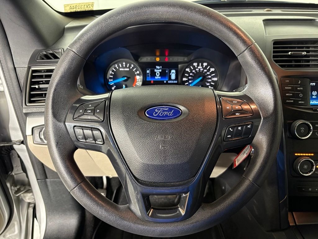 Used 2018 Silver Ford Base image 19