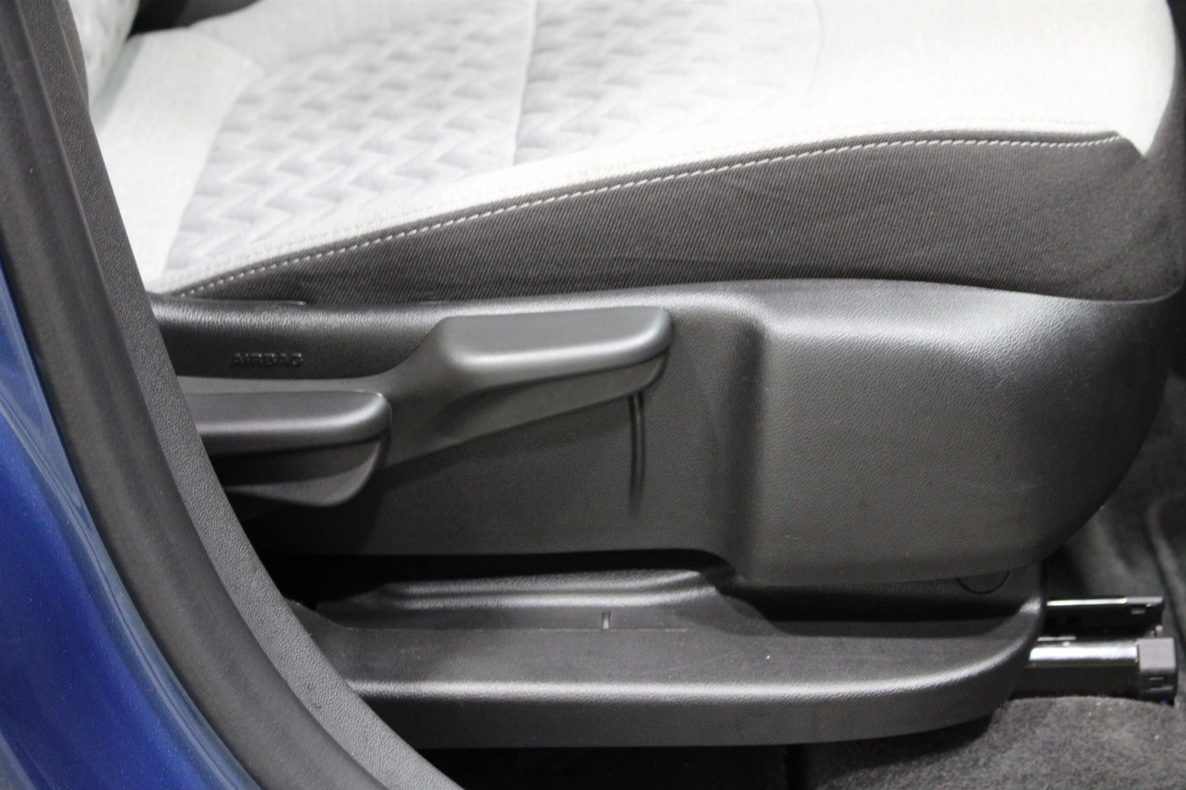 2024 Chevrolet Equinox LS - Photo 25