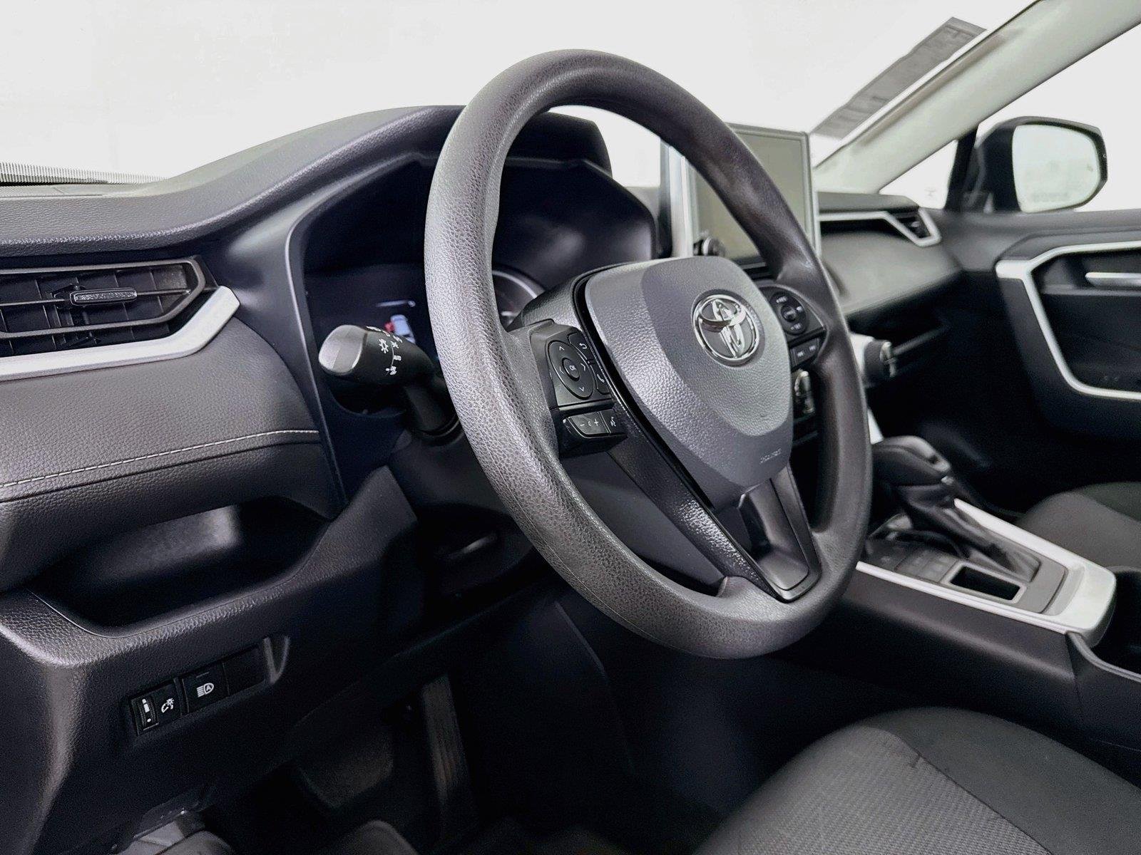 Certified Used 2025 Magnetic Gray Metallic Toyota XLE image 4