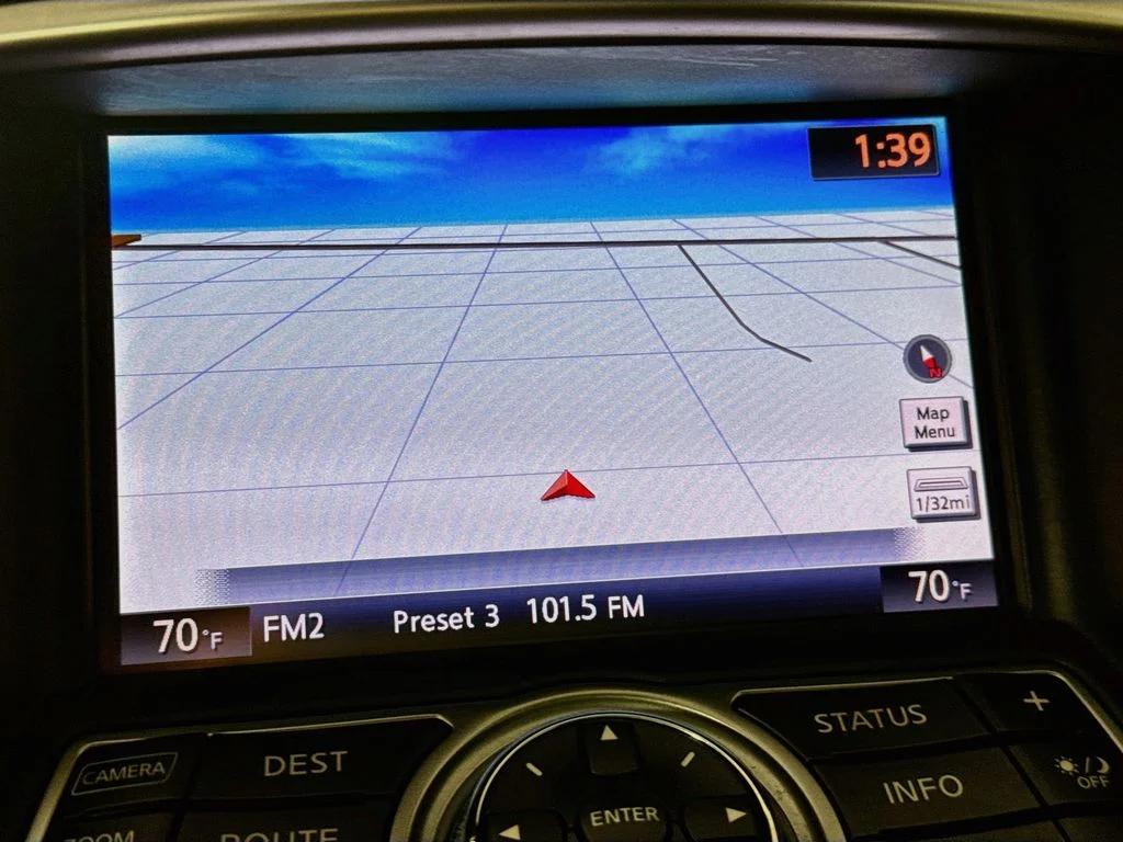 Used 2015 Black Obsidian INFINITI Journey image 16