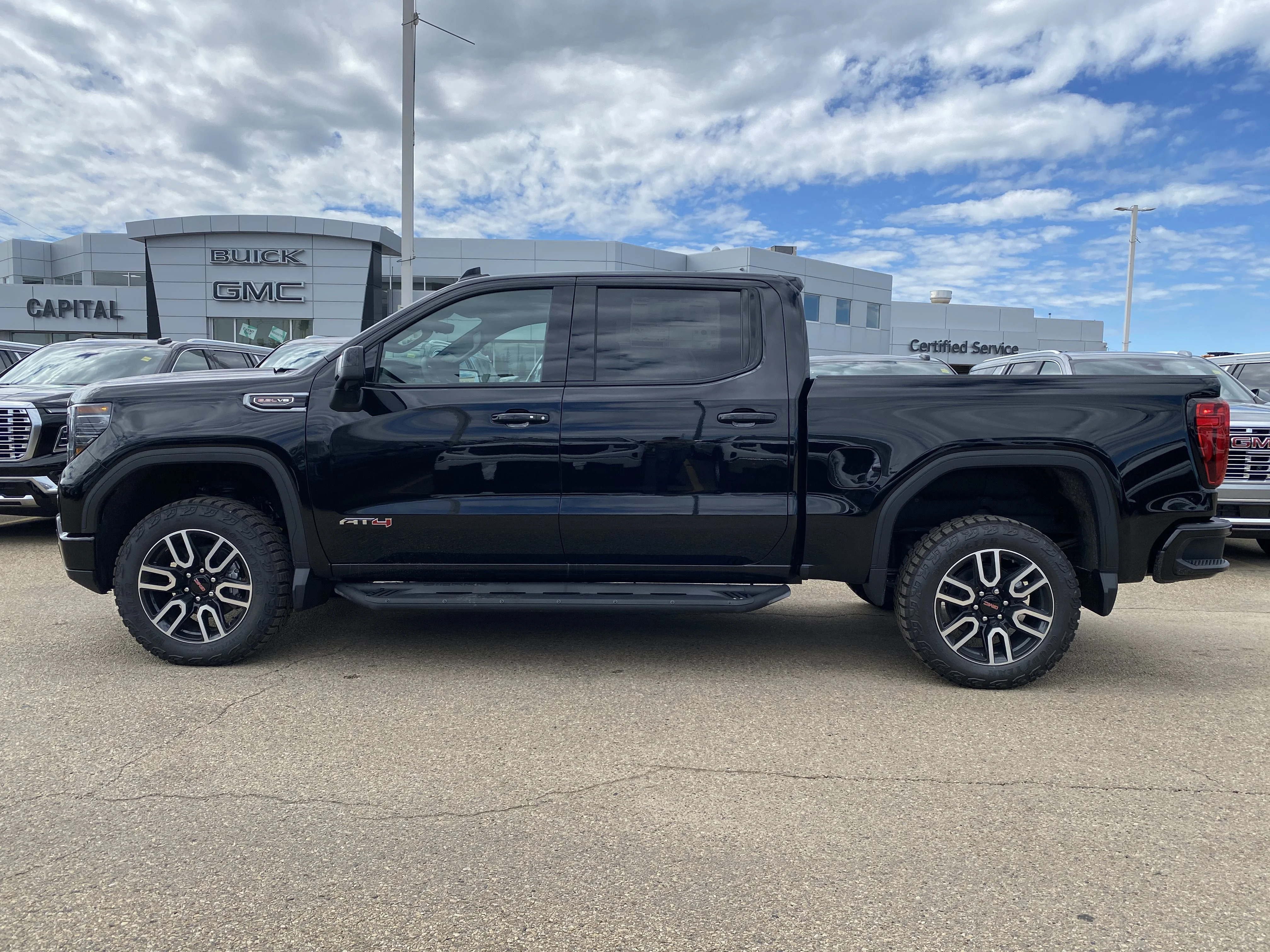 New 2026 ONYX BLACK GMC AT4 image 3