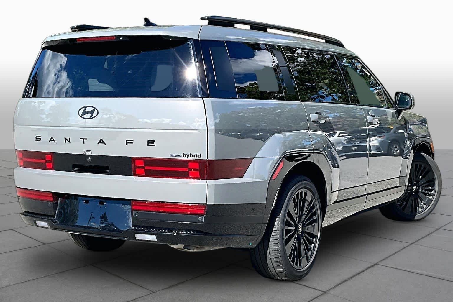 Used 2025 Hampton Gray Hyundai Calligraphy image 12