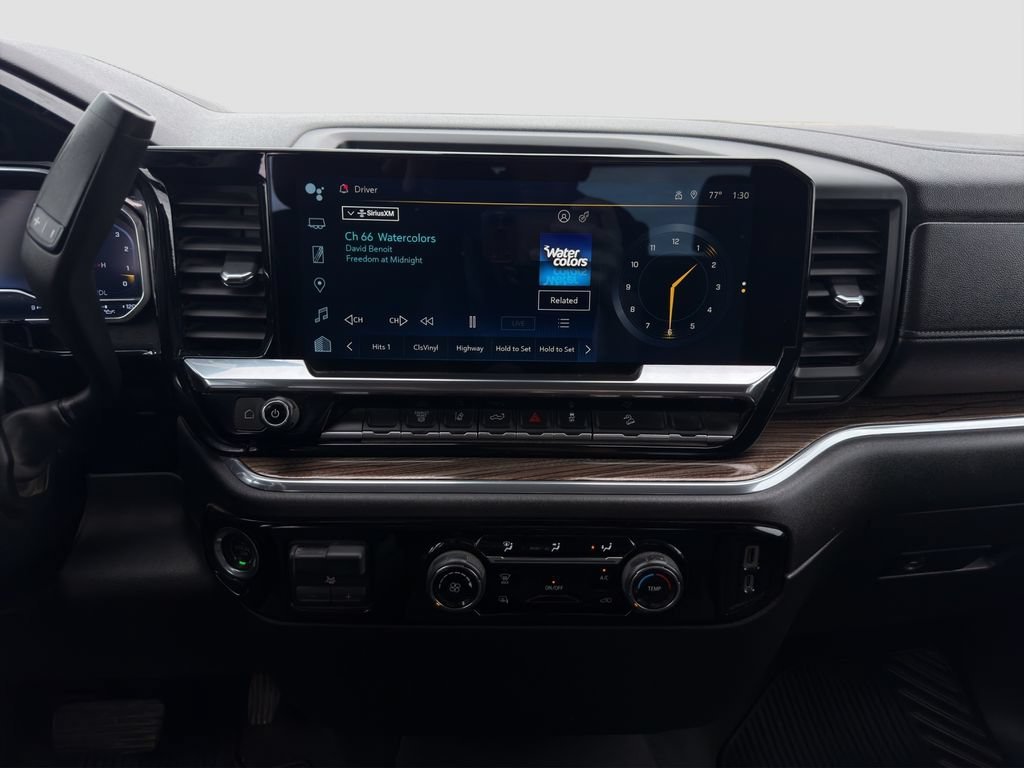 Used 2024 Lakeshore Blue Metallic Chevrolet LT image 16