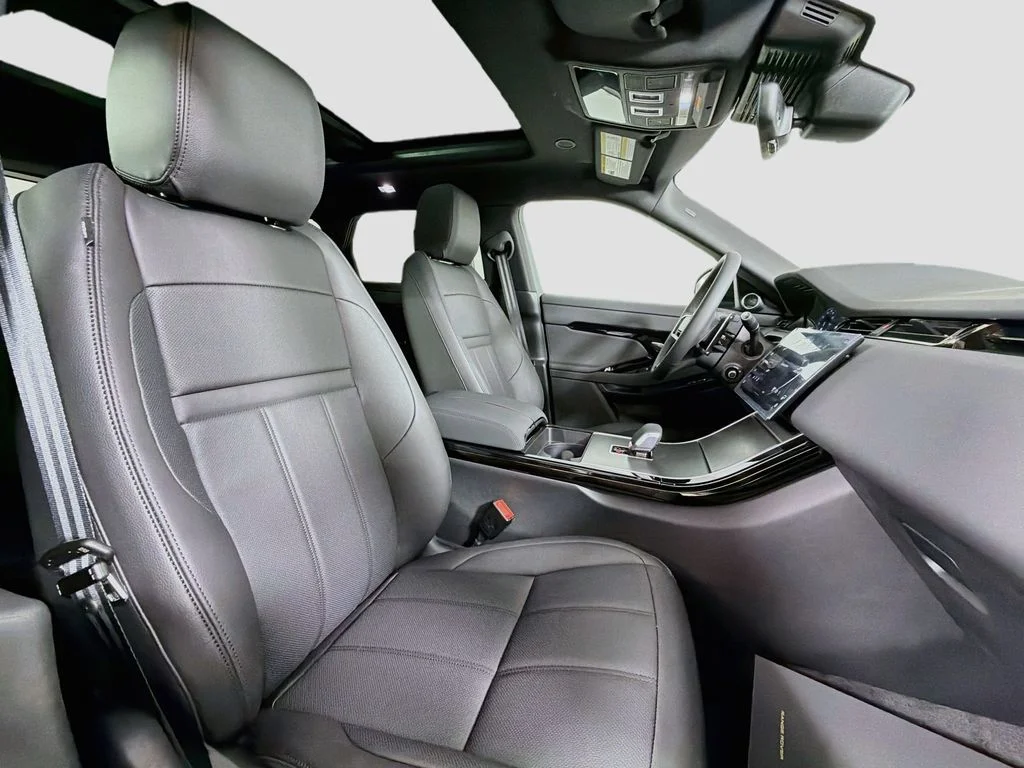 New 2026 Tribeca Blue Land Rover S image 30