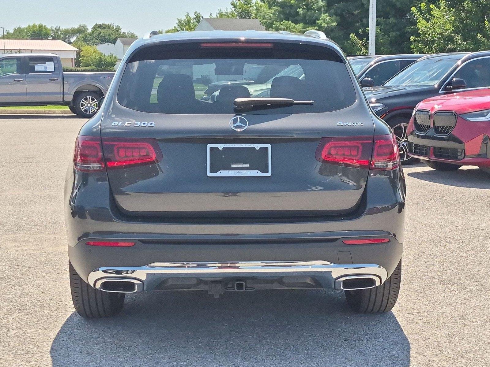 Certified Used 2022 Graphite Grey Metallic Mercedes-Benz GLC 300 image 4