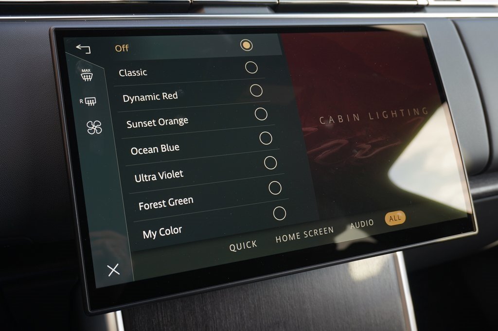 2025 LAND ROVER RANGE ROVER - Image 24