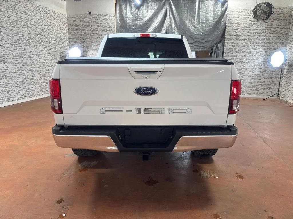 Used 2020 Oxford White Ford Lariat image 6