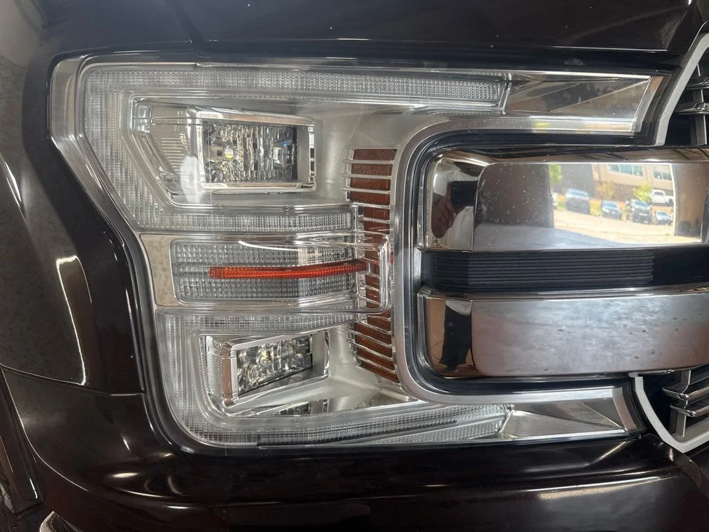 Used 2018 Magma Red Metallic Ford Lariat image 9