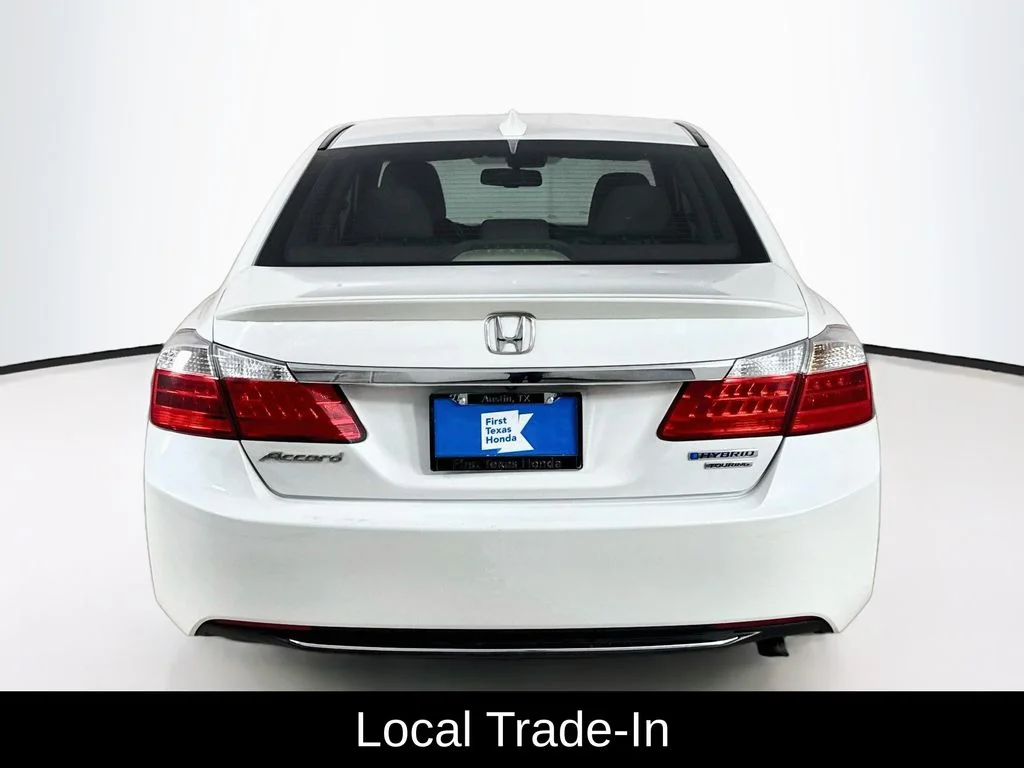 Used 2015 White Honda Touring image 6