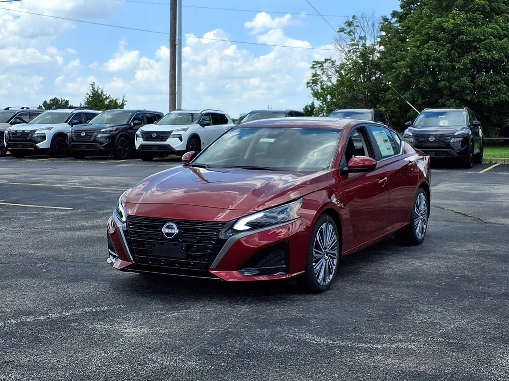New 2026 Scarlet Ember Tintcoat Nissan SV image 2