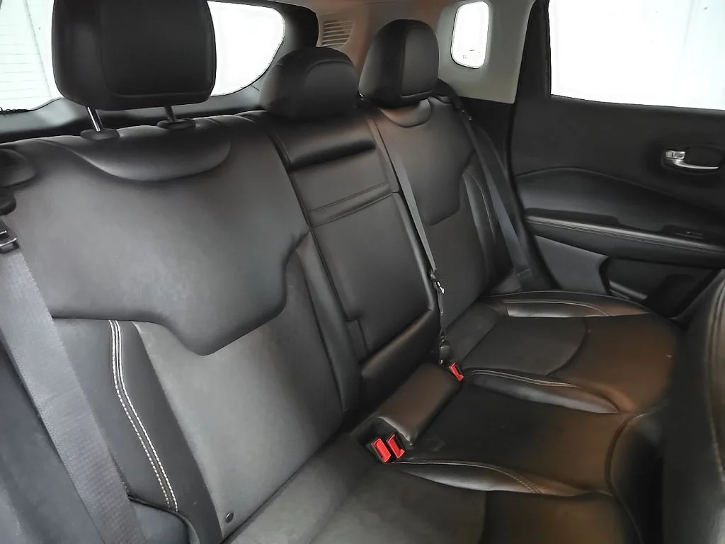 Used 2019 Gray Jeep Latitude image 16
