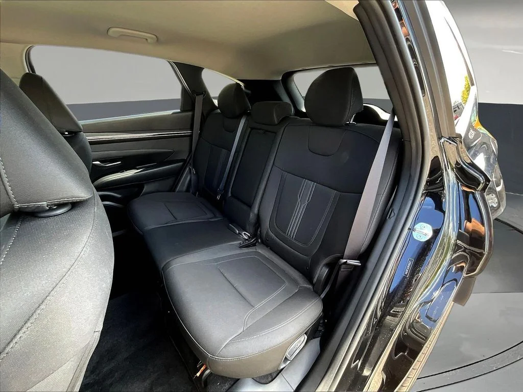 Used 2023 Black Hyundai SEL image 25