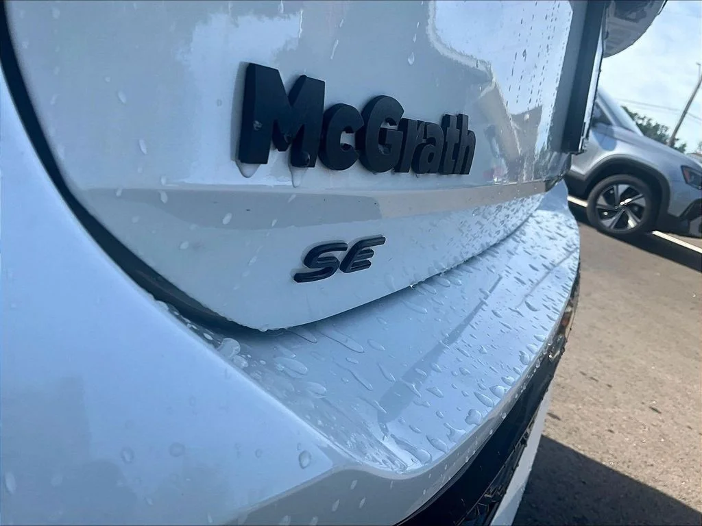 New 2026 White/off-white Volkswagen 2.0T SE R-Line Black image 9