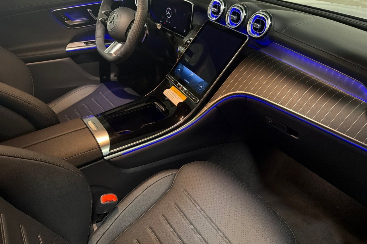 New 2026 Black Mercedes-Benz GLC 300 4MATIC® SUV image 14