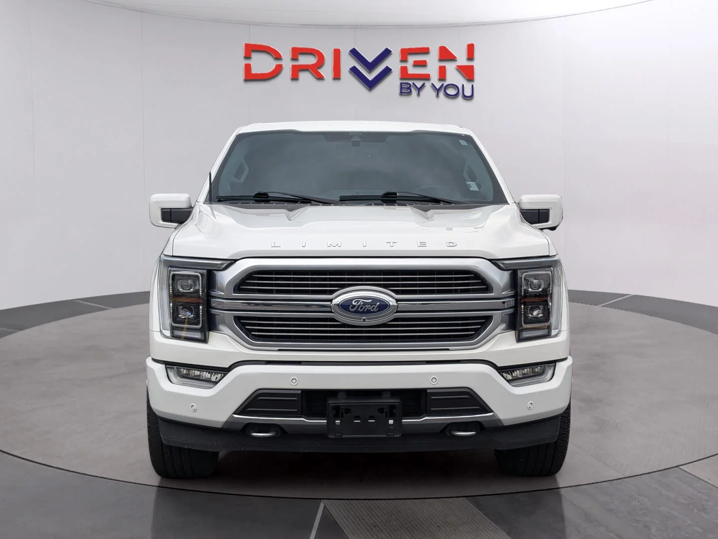 Used 2021 Star White Metallic Tri-Coat Ford Limited image 8