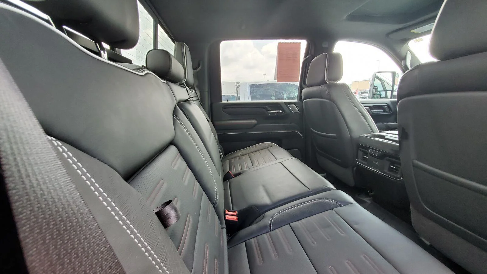 Used 2025 Summit White GMC AT4X image 6