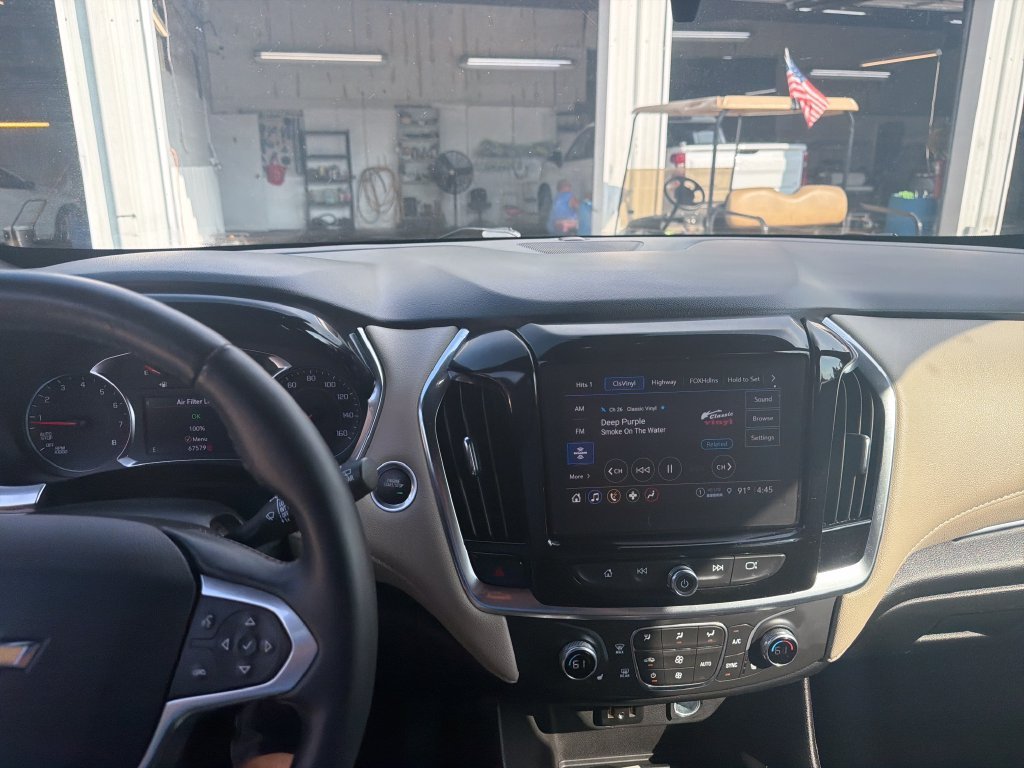 Used 2023 Gray Chevrolet LT image 20
