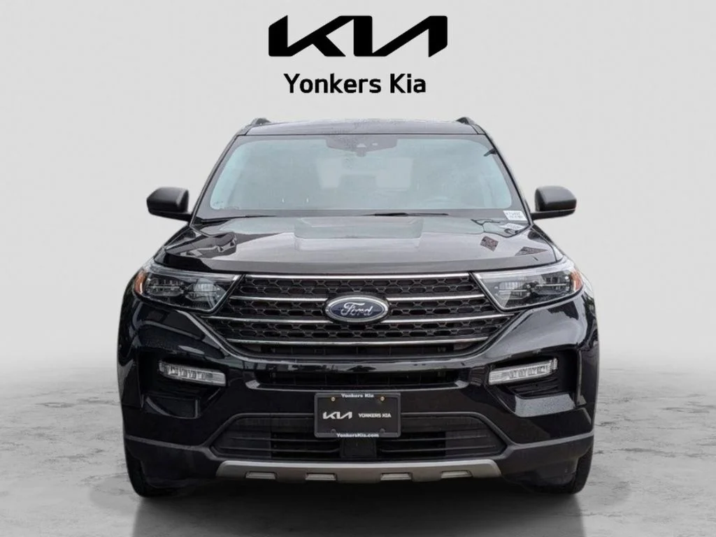 Used 2023 Black Ford XLT image 3