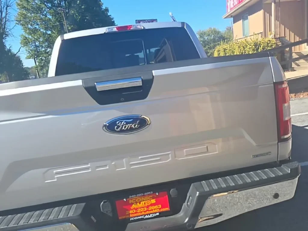 Used 2019 Silver Ford XLT image 3
