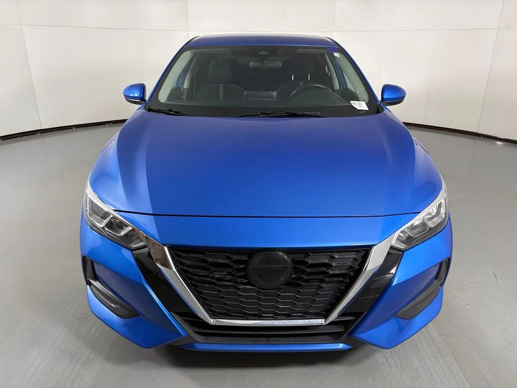 Used 2021 Blue Nissan SV image 3