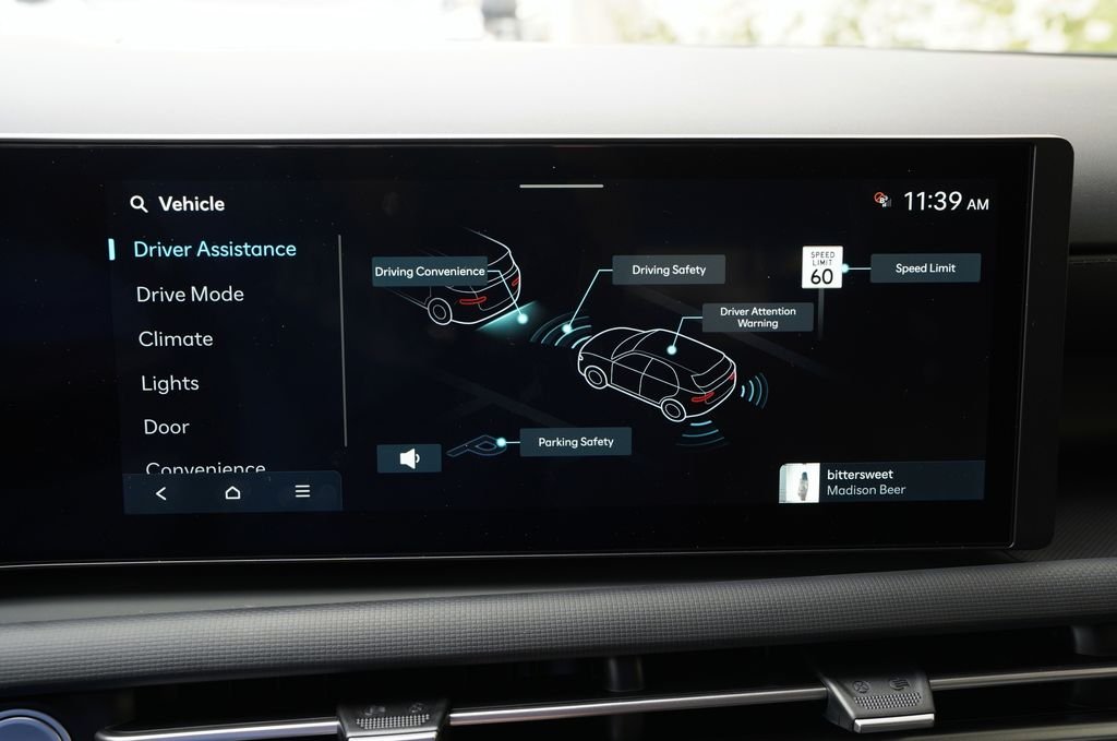 New 2026 Serenity White Pearl Hyundai SEL image 36