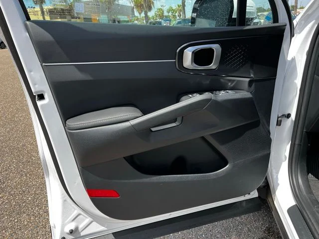 New 2026 White Kia EX image 17